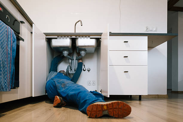 Professional Emergency Plumber technician working in Cheyney, PA